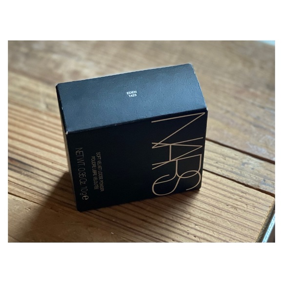 NARS • Soft Velvet Loose Powder • “Eden” - Picture 2 of 4